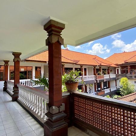 Simpang Inn Hotel Legian Zewnętrze zdjęcie