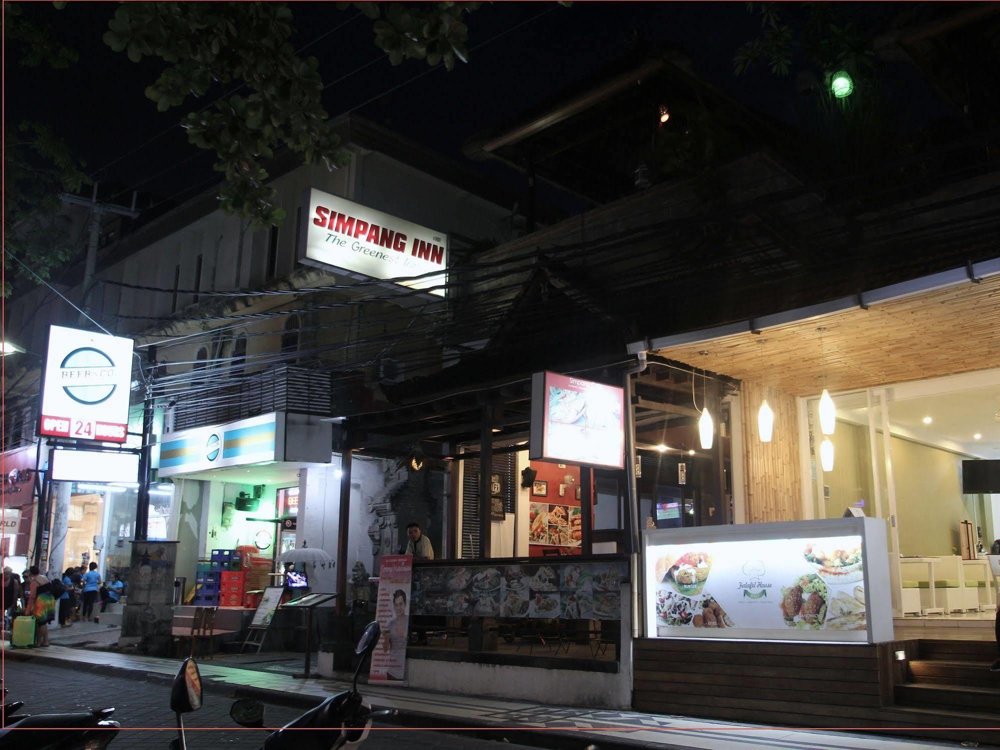Simpang Inn Hotel Legian Zewnętrze zdjęcie