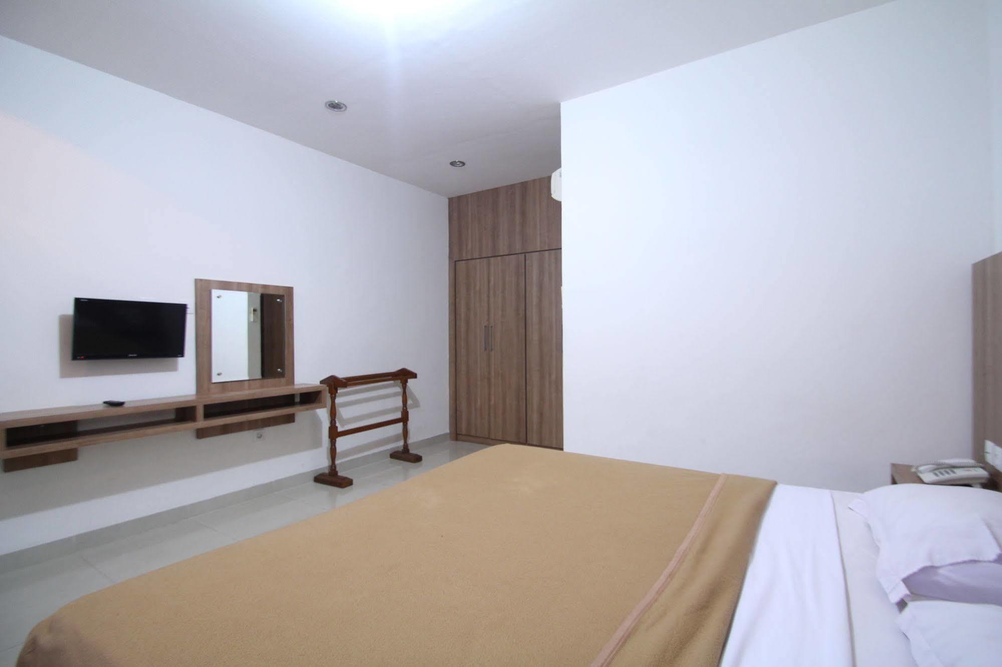 Simpang Inn Hotel Legian Zewnętrze zdjęcie