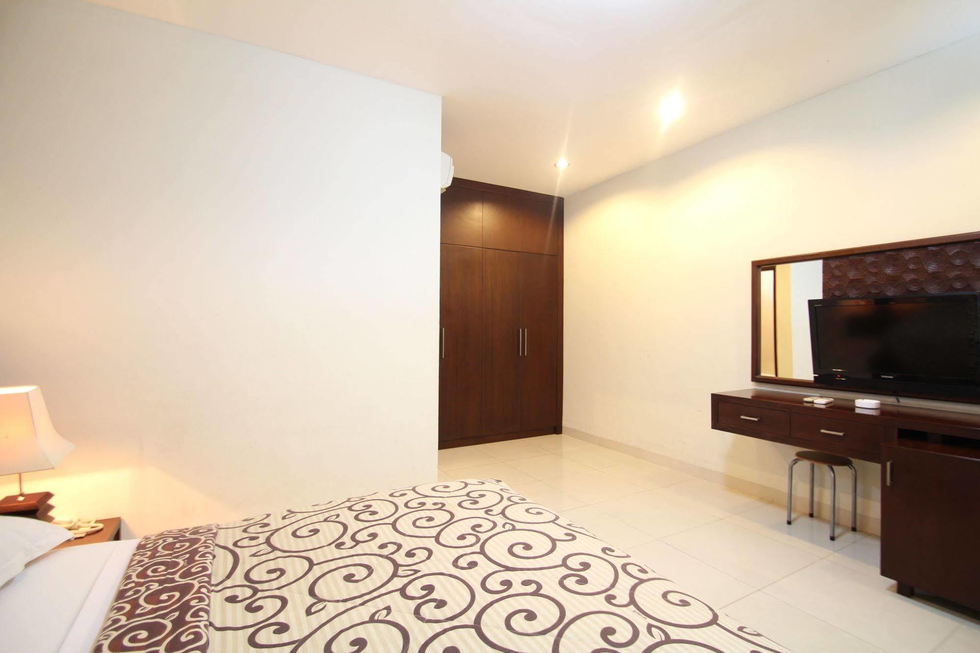 Simpang Inn Hotel Legian Zewnętrze zdjęcie
