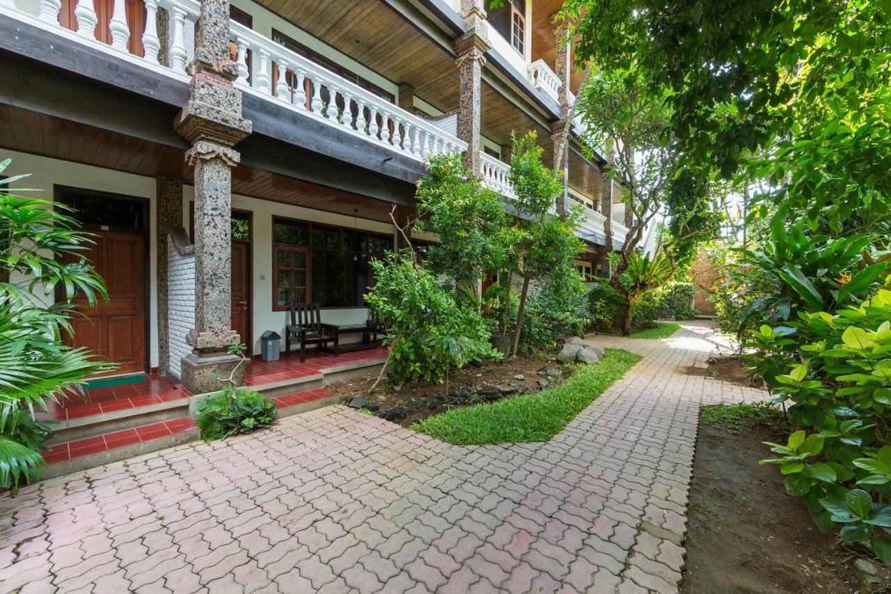 Simpang Inn Hotel Legian Zewnętrze zdjęcie